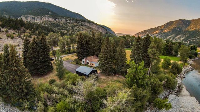 4948 US Highway 89 S, Livingston, MT 59047