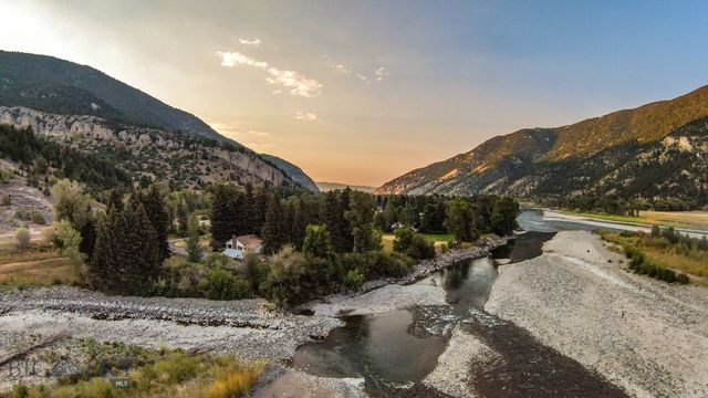 4948 US Highway 89 S, Livingston, MT 59047