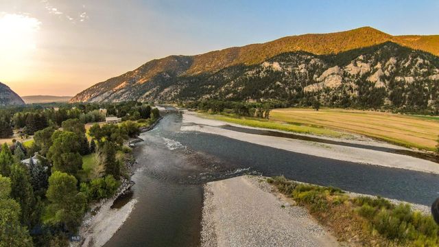 4948 US Highway 89 S, Livingston, MT 59047