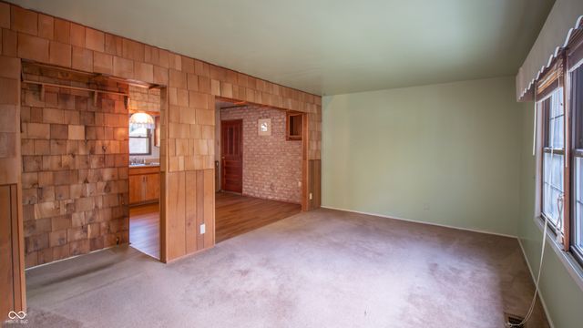 8126 E 36th Street, Indianapolis, IN 46226