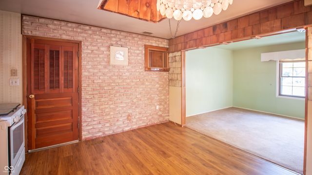 8126 E 36th Street, Indianapolis, IN 46226