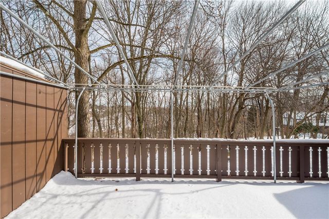 407 Sewickley Heights Dr, Aleppo, PA 15143