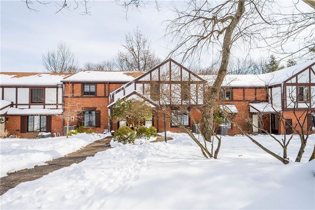 407 Sewickley Heights Dr, Aleppo, PA 15143