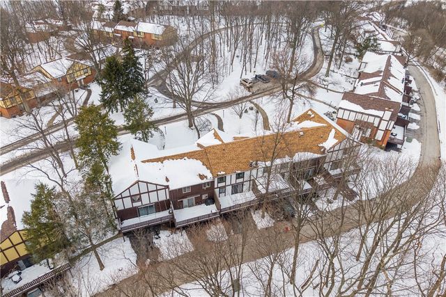 407 Sewickley Heights Dr, Aleppo, PA 15143