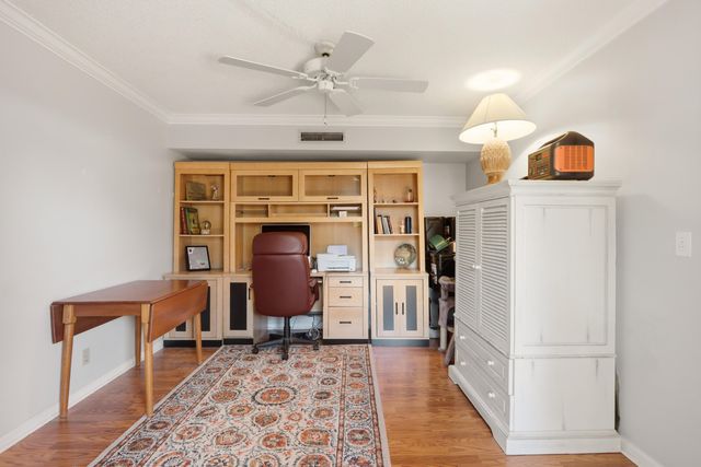 9 Atrium Circle C, Atlantis, FL 33462