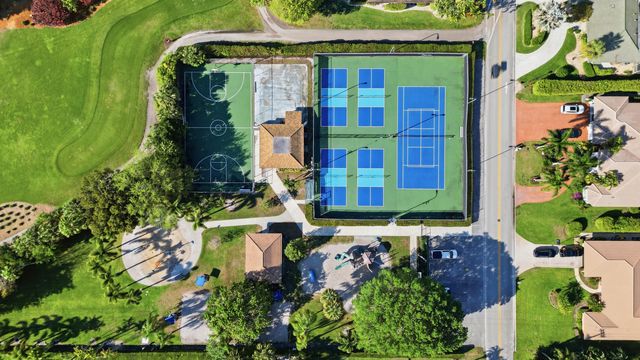 9 Atrium Circle C, Atlantis, FL 33462