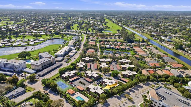 9 Atrium Circle C, Atlantis, FL 33462