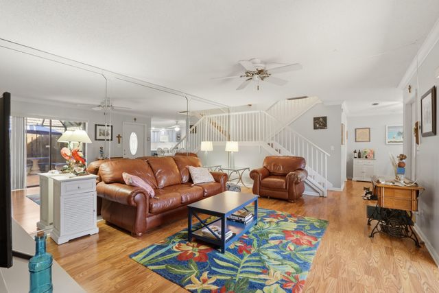 9 Atrium Circle C, Atlantis, FL 33462