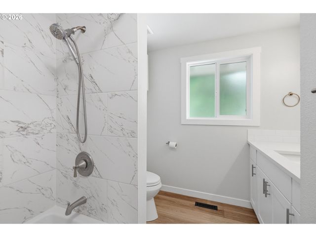 18514 Ne 25TH St, Vancouver, WA 98684