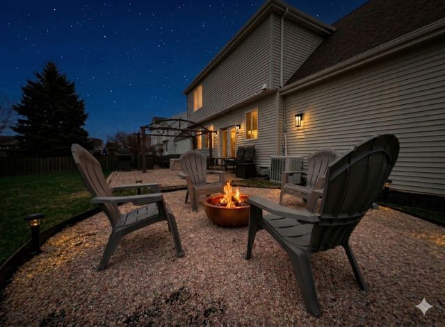 2409 Geneva Lane, Montgomery, IL 60538