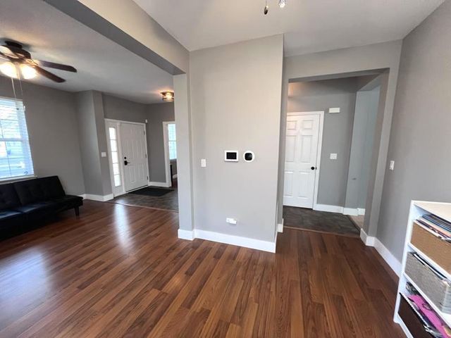 2409 Geneva Lane, Montgomery, IL 60538