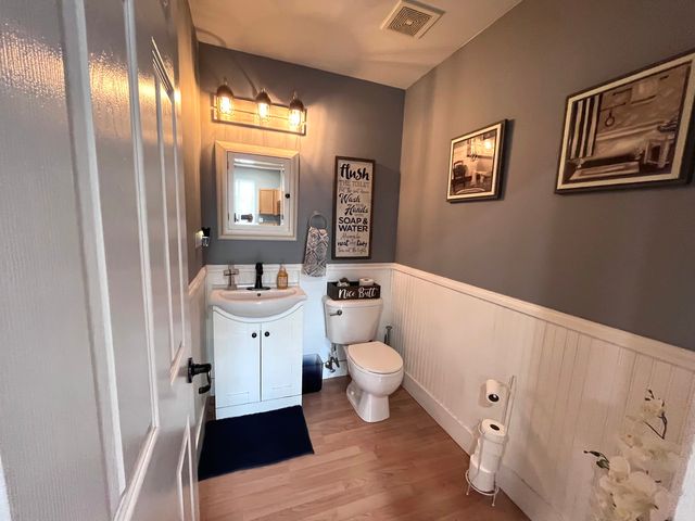 2409 Geneva Lane, Montgomery, IL 60538