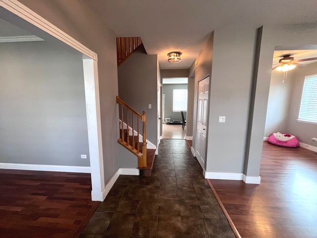 2409 Geneva Lane, Montgomery, IL 60538