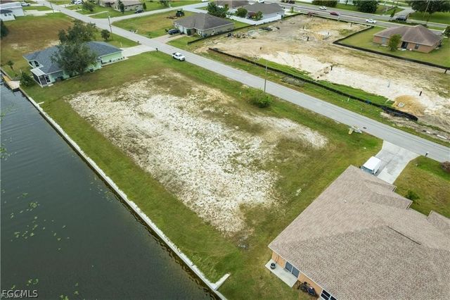 503 SW 3rd CT, Cape Coral, FL 33991