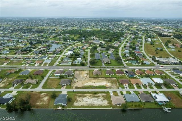 503 SW 3rd CT, Cape Coral, FL 33991