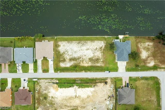 503 SW 3rd CT, Cape Coral, FL 33991