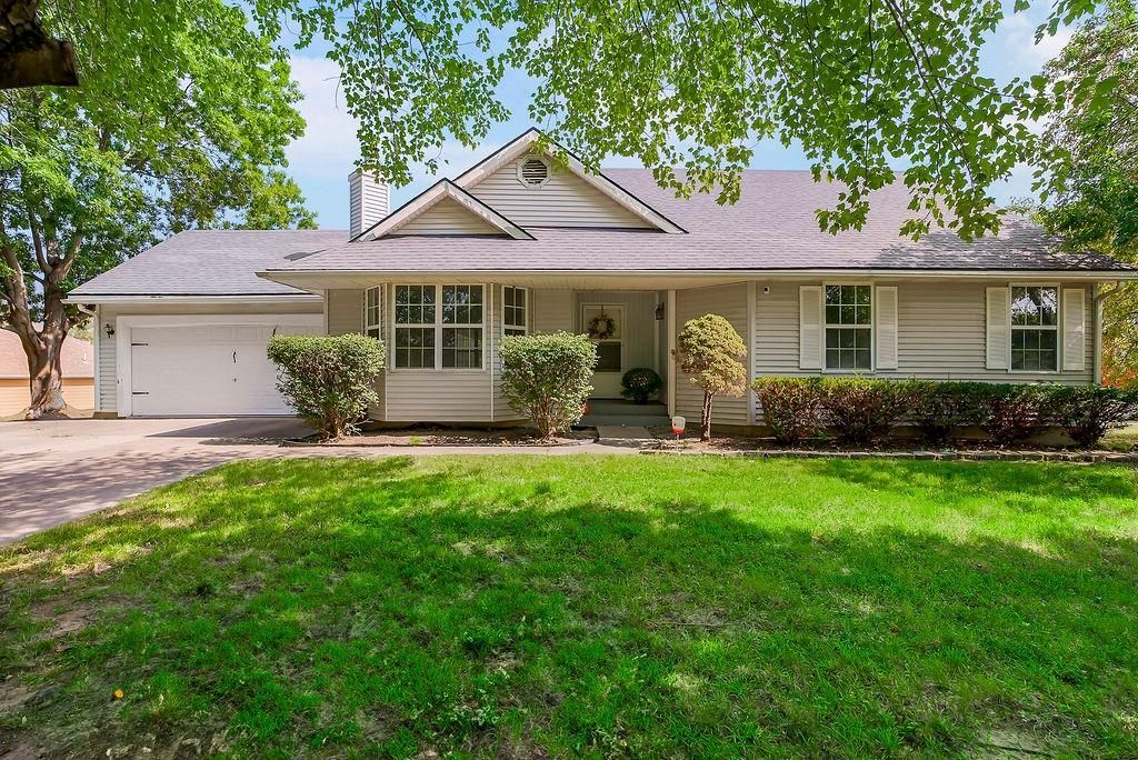 2709 Home Place Street, Leavenworth, KS 66048