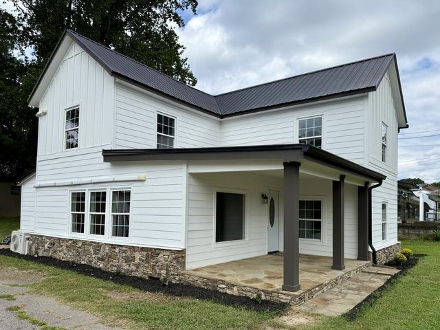 283 Hill Street, Murphy, NC 28906