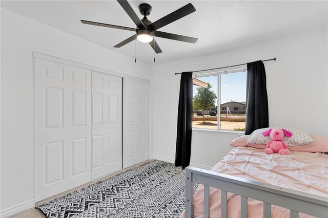 12575 Tesuque Road, Apple Valley, CA 92308