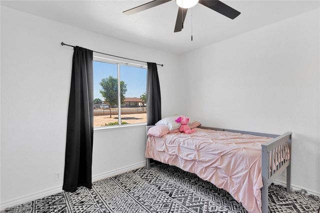 12575 Tesuque Road, Apple Valley, CA 92308