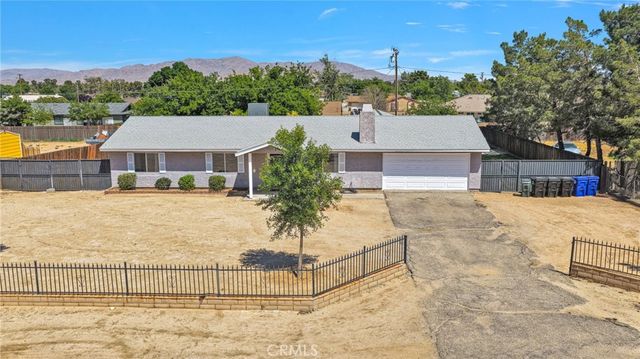 12575 Tesuque Road, Apple Valley, CA 92308