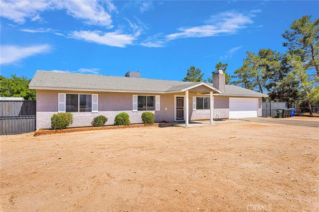 12575 Tesuque Road, Apple Valley, CA 92308