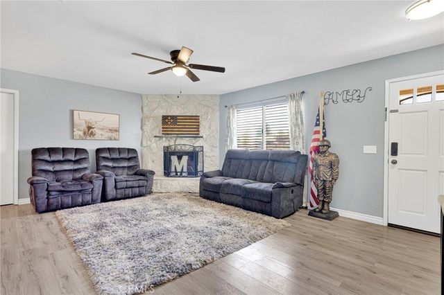 12575 Tesuque Road, Apple Valley, CA 92308