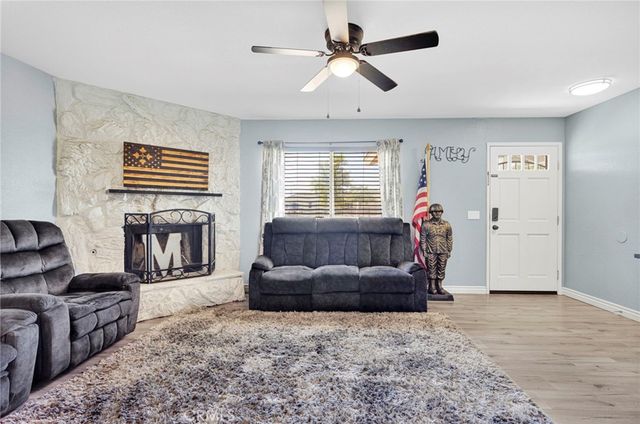 12575 Tesuque Road, Apple Valley, CA 92308