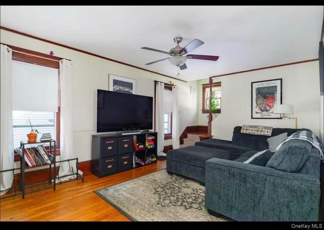 10 Oakwood Boulevard, Poughkeepsie, NY 12603