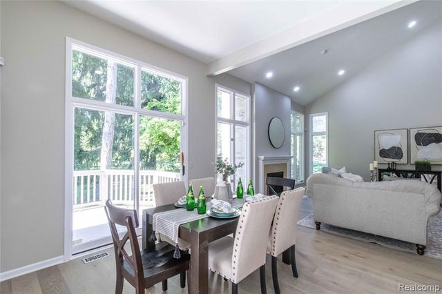 22170 Orchard Way, Beverly Hills, MI 48025