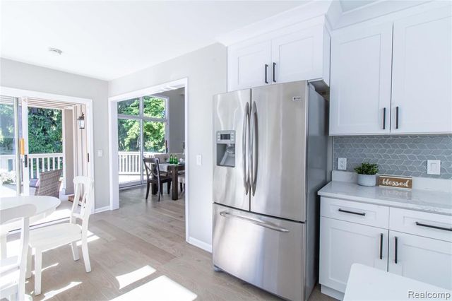 22170 Orchard Way, Beverly Hills, MI 48025