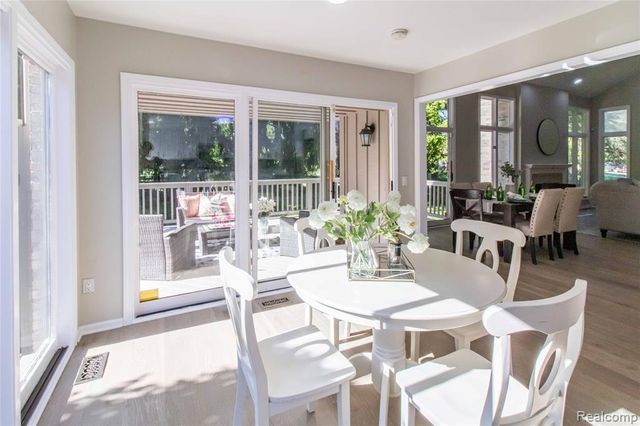 22170 Orchard Way, Beverly Hills, MI 48025