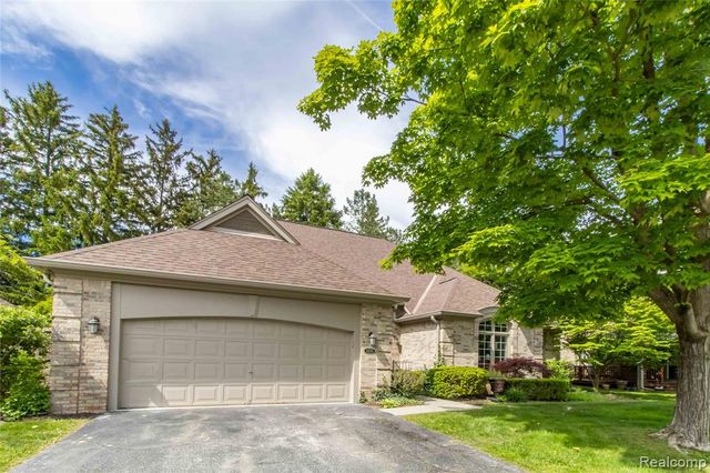 22170 Orchard Way, Beverly Hills, MI 48025