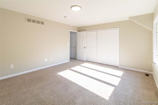 22170 Orchard Way, Beverly Hills, MI 48025