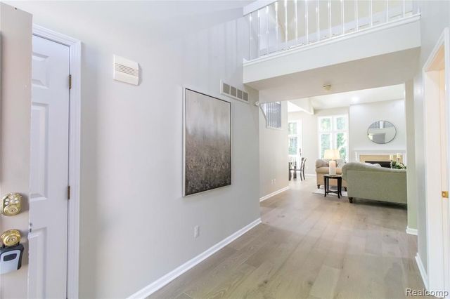 22170 Orchard Way, Beverly Hills, MI 48025