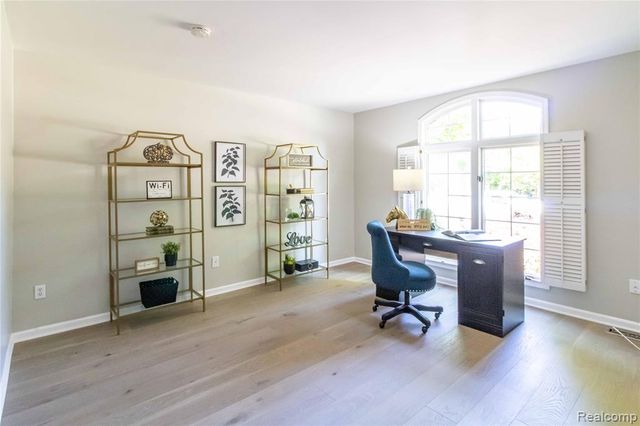 22170 Orchard Way, Beverly Hills, MI 48025