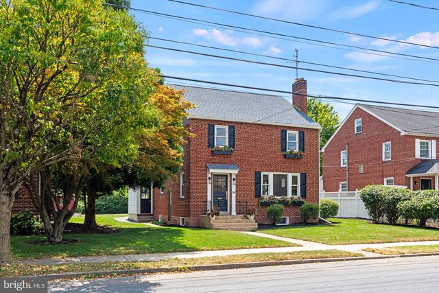 3011 CHESTNUT ST, Camp Hill, PA 17011