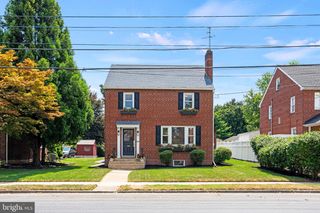 3011 CHESTNUT ST, Camp Hill, PA 17011