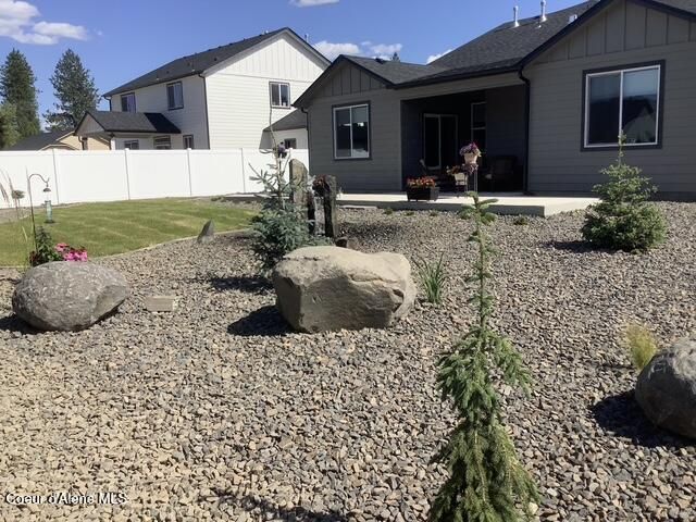 16152 N Hadley Loop, Rathdrum, ID 83858