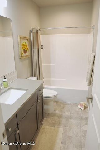 16152 N Hadley Loop, Rathdrum, ID 83858