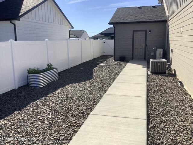 16152 N Hadley Loop, Rathdrum, ID 83858