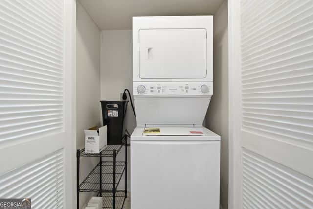 48 Peachtree Avenue NE # 213, Atlanta, GA 30305