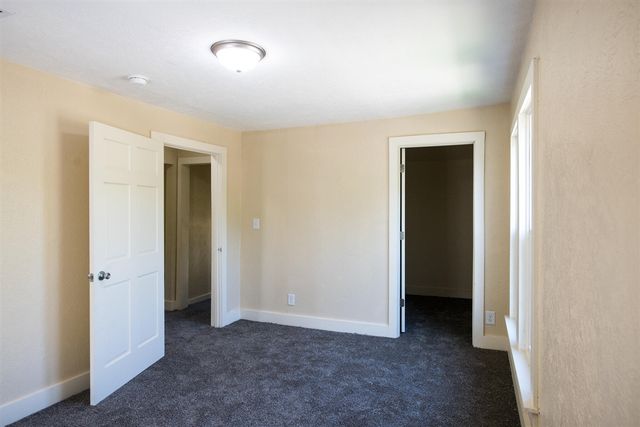 112 E Clay Street, Kalamazoo, MI 49007