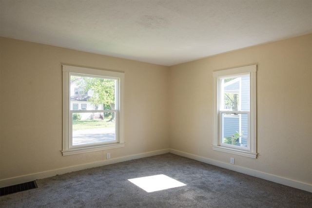 112 E Clay Street, Kalamazoo, MI 49007