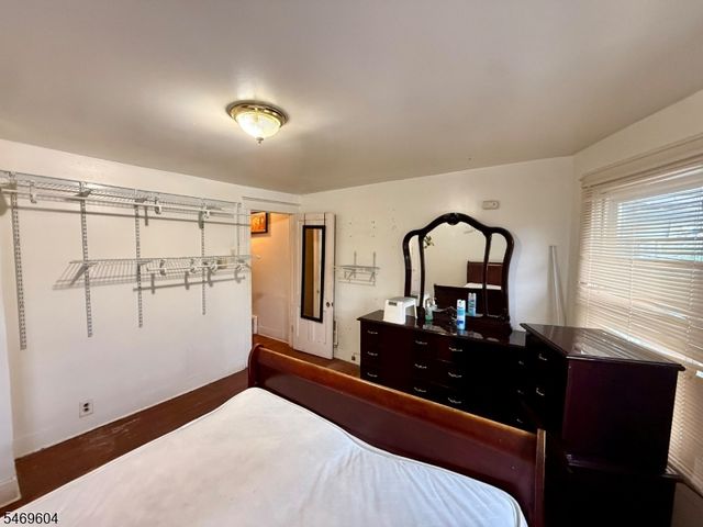 267 S 18Th St 1, Newark City, NJ 07103