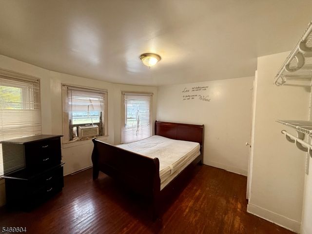 267 S 18Th St 1, Newark City, NJ 07103