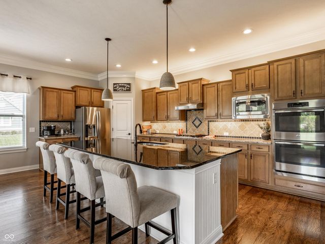 16765 Maines Valley Drive, Noblesville, IN 46062