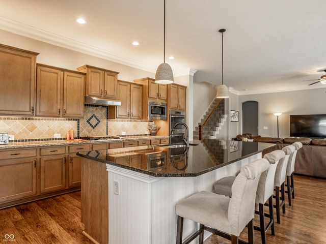 16765 Maines Valley Drive, Noblesville, IN 46062