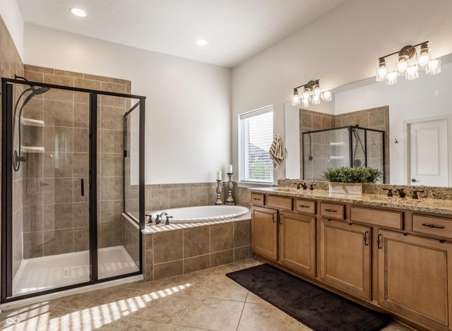 16765 Maines Valley Drive, Noblesville, IN 46062