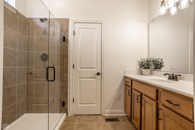 16765 Maines Valley Drive, Noblesville, IN 46062